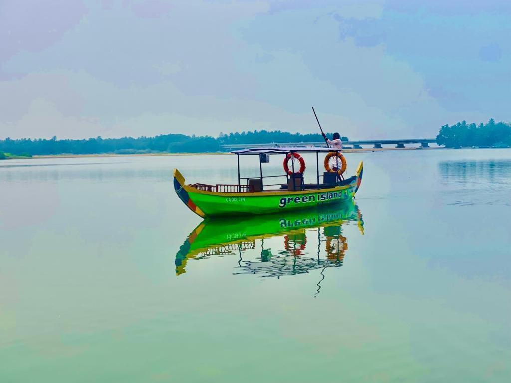 Green Island Homestay Riverside Kozhikode Exterior foto
