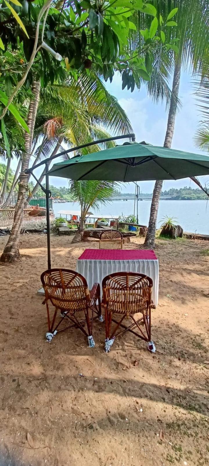 Green Island Homestay Riverside Kozhikode Exterior foto